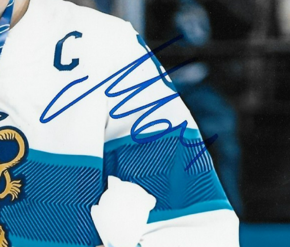 Signed Mikael Granlund Team Finland Anaheim Ducks 8x10 Photo #1 Original