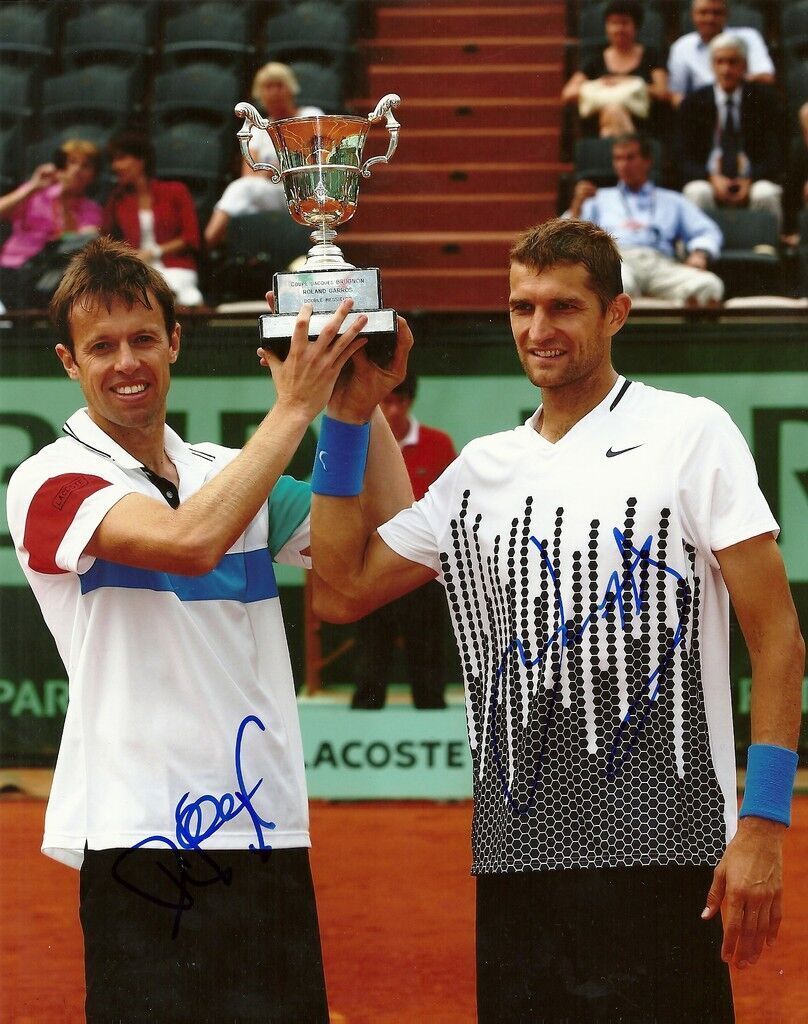 Photo originale autographiée de Daniel Nestor et Max Mirnyi Tennis 8x10