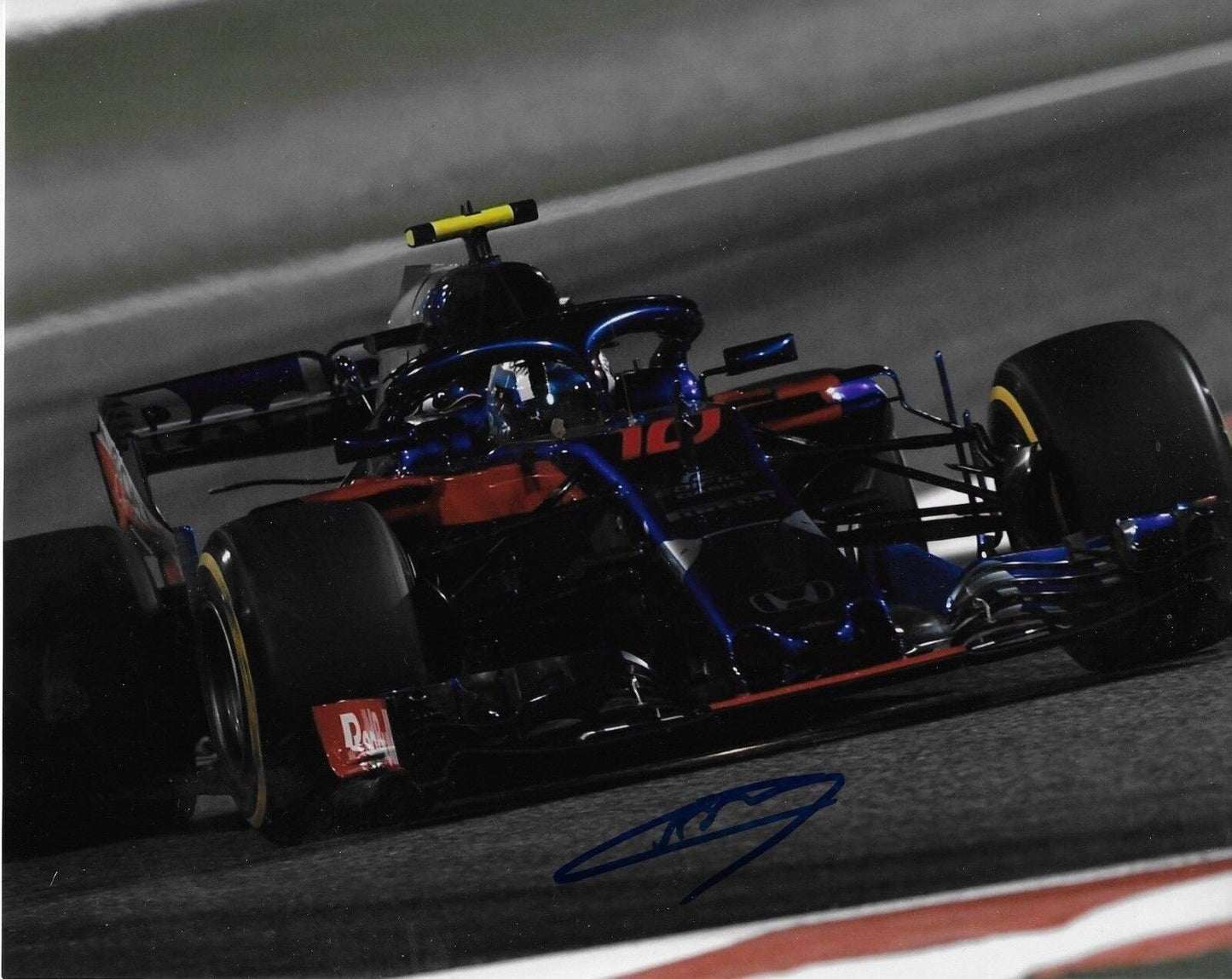 Autographed Toro Rosso driver Pierre Gasly signed 8x10 Photo Formula 1 2018