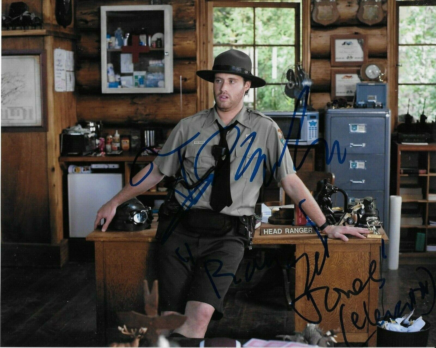 Photo 8x10 autographiée de TJ Miller, Yogi Bear de la Silicon Valley