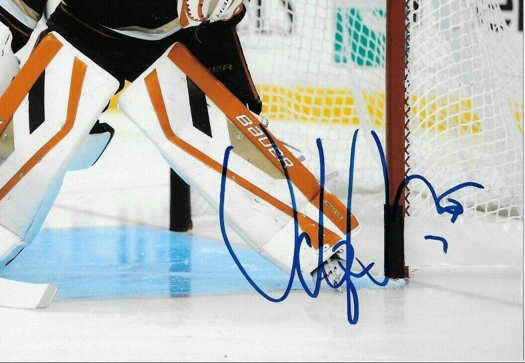 Autographed Anaheim Ducks Viktor Fasth 8x10 Photo Original