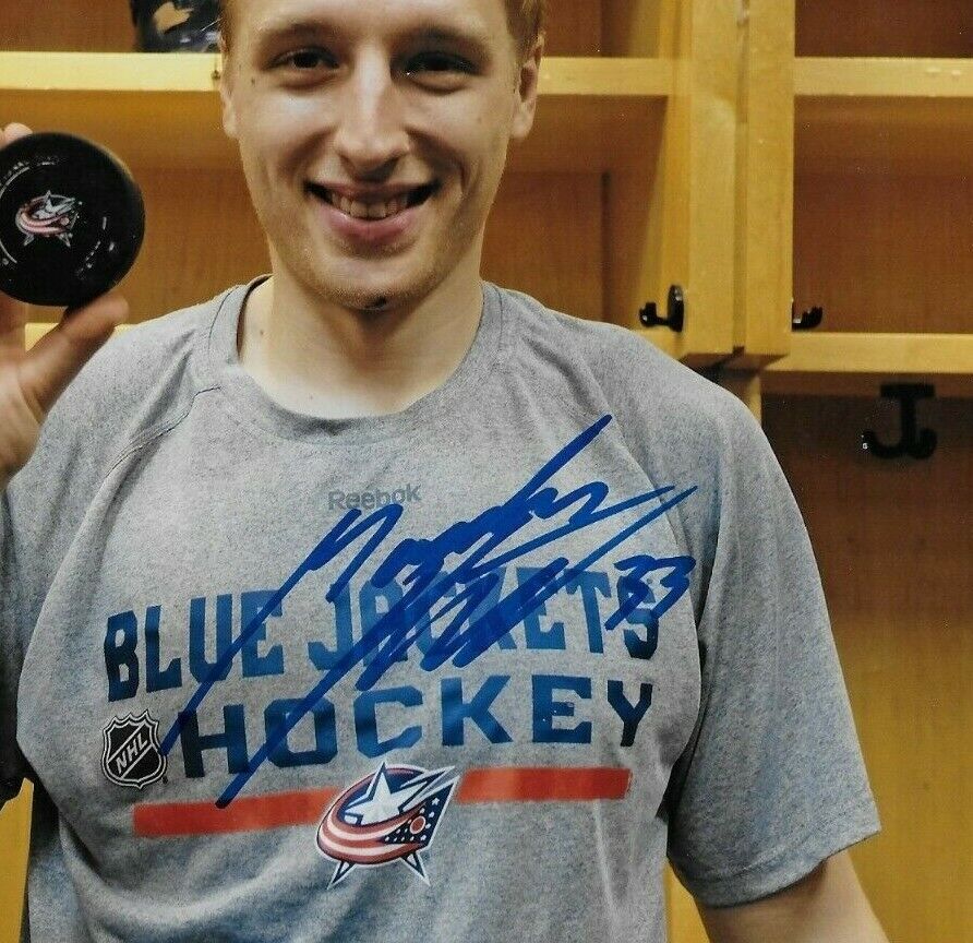 Photo originale autographiée de Markus Hannikainen des Blue Jackets de Columbus 8x10