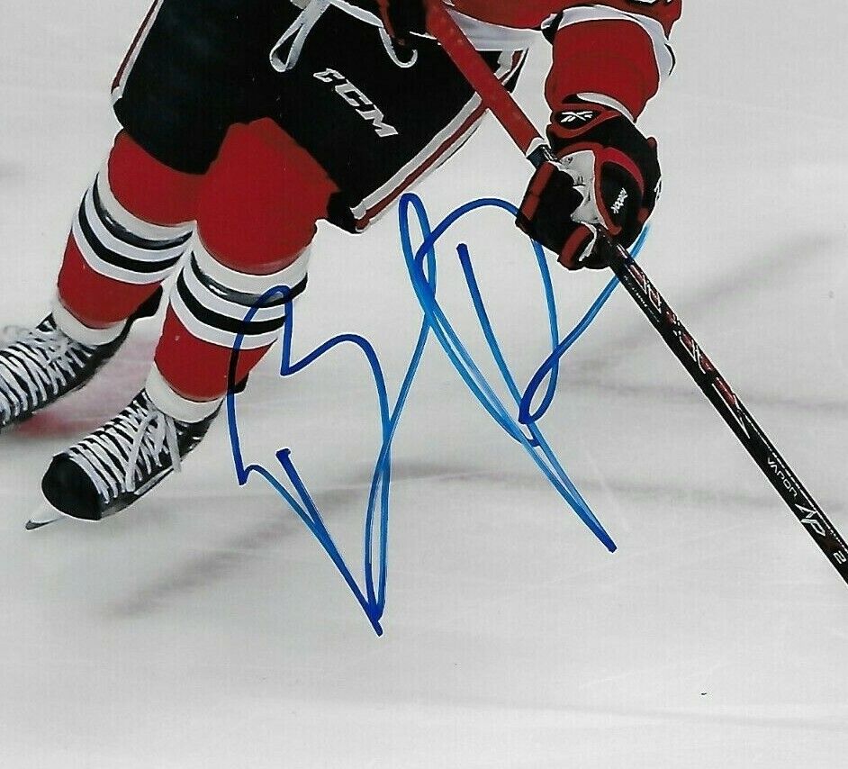 Photo originale autographiée de Brandon Pirri des Blackhawks de Chicago 8x10