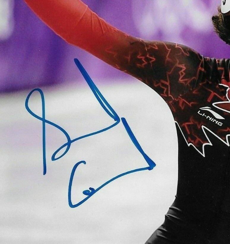 Auto. Samuel Girard Jeux olympiques Patinage de vitesse sur piste courte Photo 8x10 Original