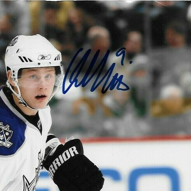 Autographed Los Angeles Kings Oscar Moller 8x10 Photo Original