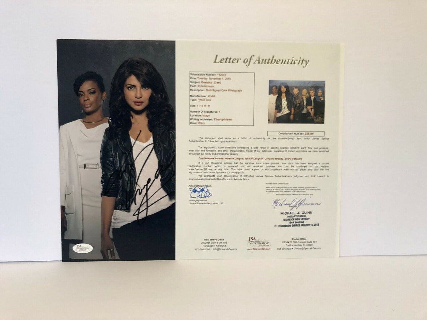 Autographed Quantico signed Cast 11x14 JSA Priyanka Chopra Johanna Braddy