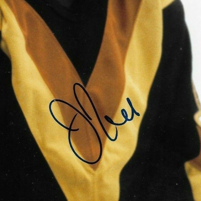 Autographed Vancouver Canucks Jim Nill 8x10 Photo #2 Original