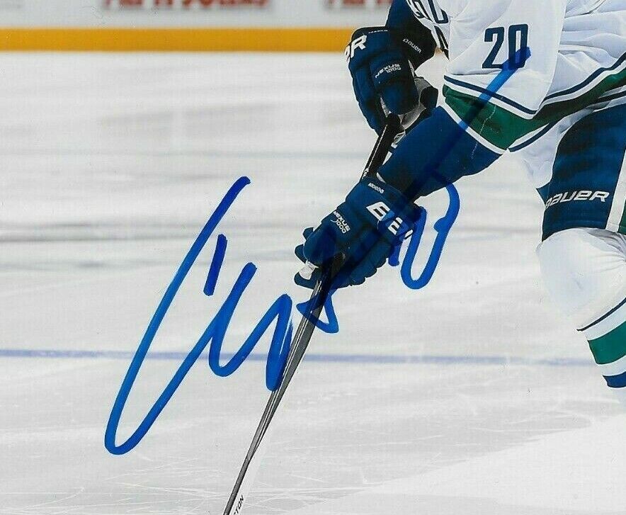 Autographed Vancouver Canucks Chris Higgins 8x10 Photo Original