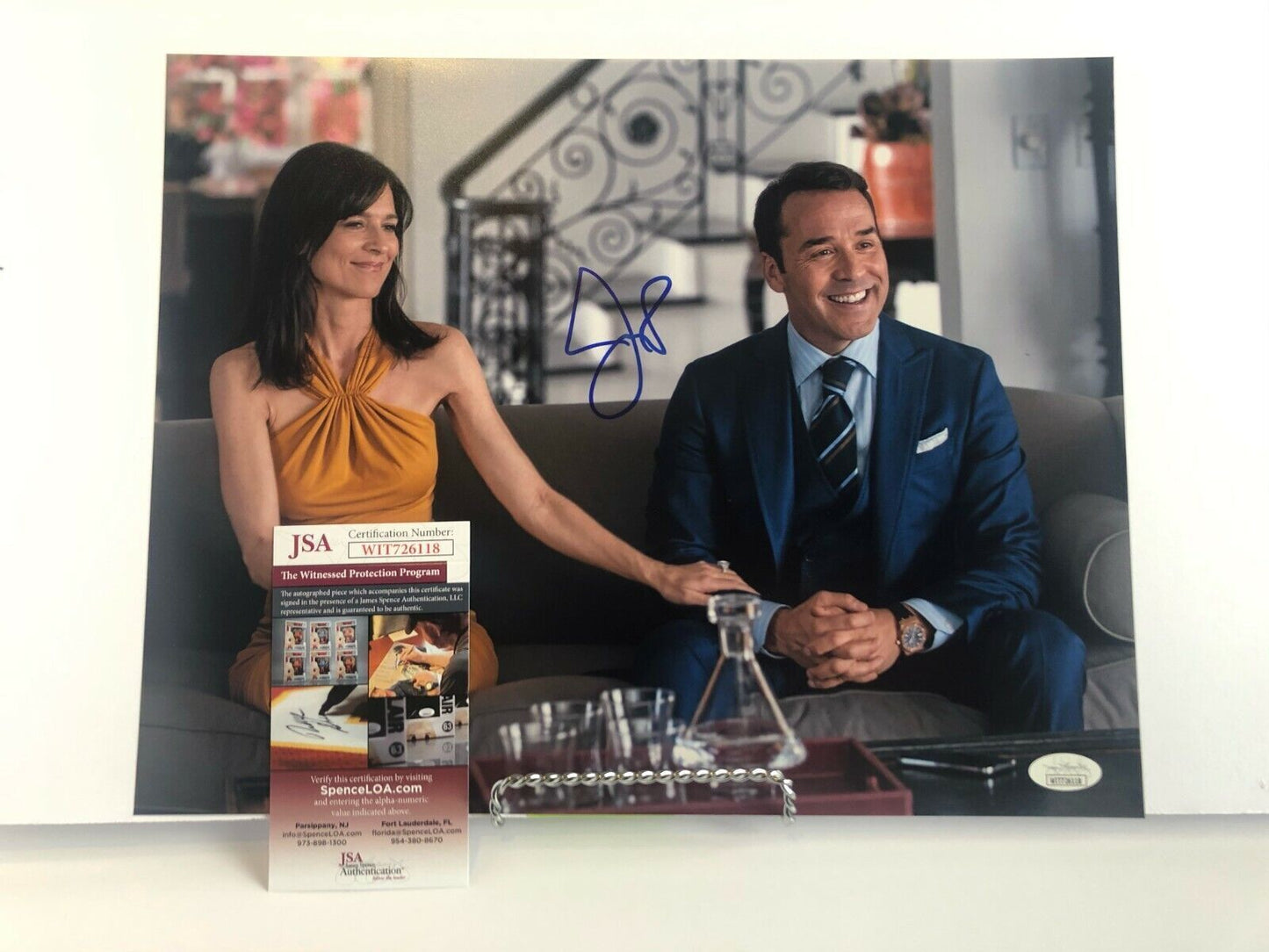 Autographed Jeremy Piven Entourage 11x14 Photo signed Ari Gold JSA witnessed 5