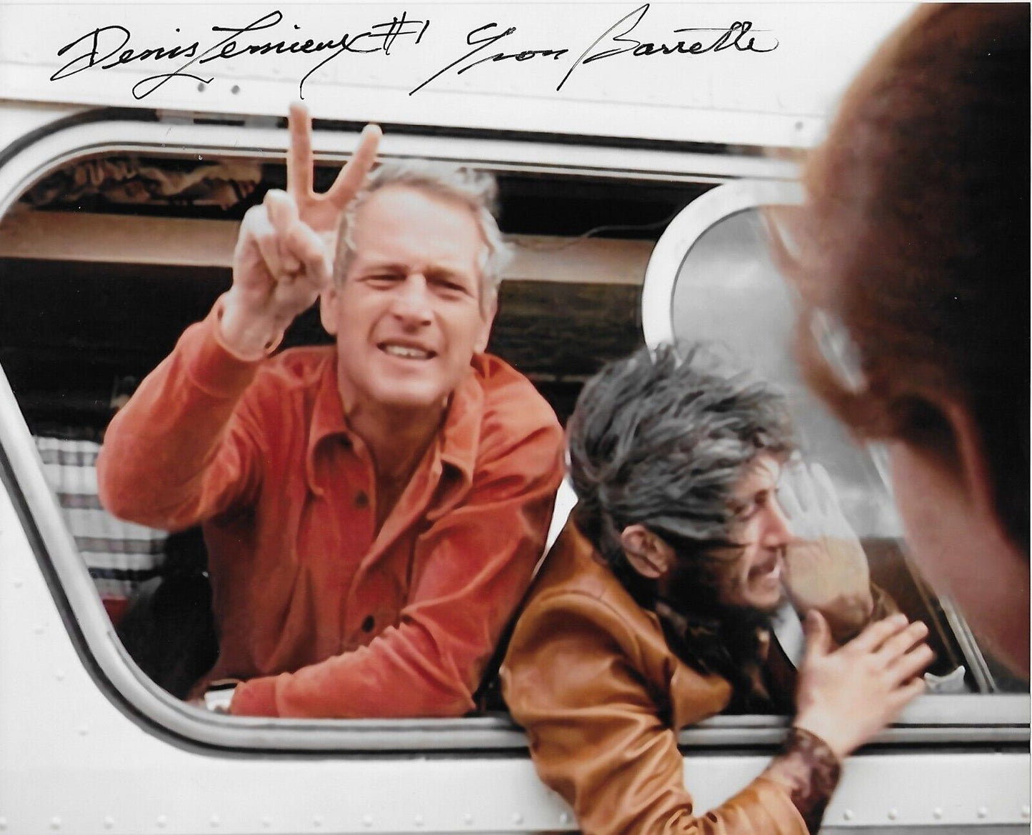 Tir frappé autographié par Yvon Barrette et Denis Lemieux, Charlestown Chiefs, 8x10 Photo4