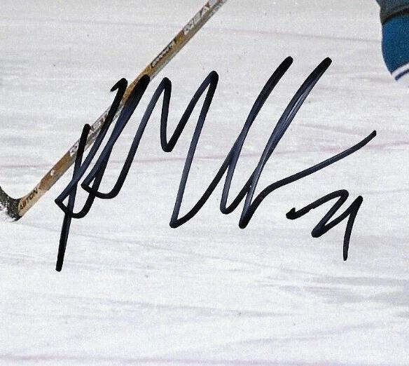 Autographed Toronto Maple Leafs Kirk Muller 8x10 Photo Original