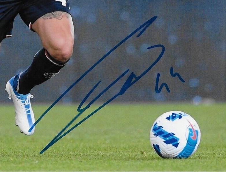 Auto. Domenico Criscito Genoa CFC Toronto FC 8x10 Photo #2 avec authentification JSA