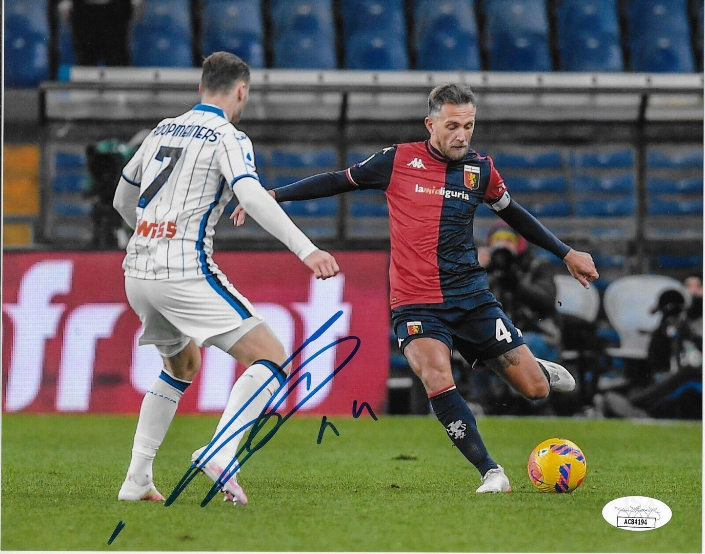 Auto. Domenico Criscito Genoa CFC Toronto FC 8x10 Photo #3 avec authentification JSA