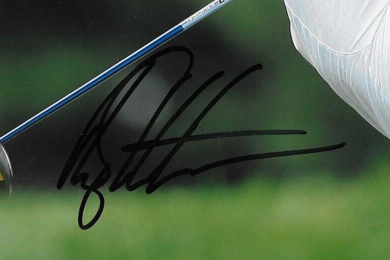 Autographed Rory Sabbatini PGA Golf 8x10 Photo #4 Original