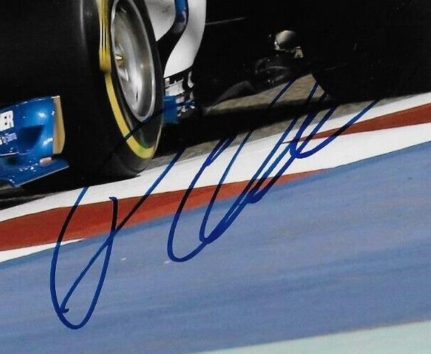 Pilote Sauber de Formule 1 dédicacé Pascal Wehrlein 8x10 Photo #4 Original