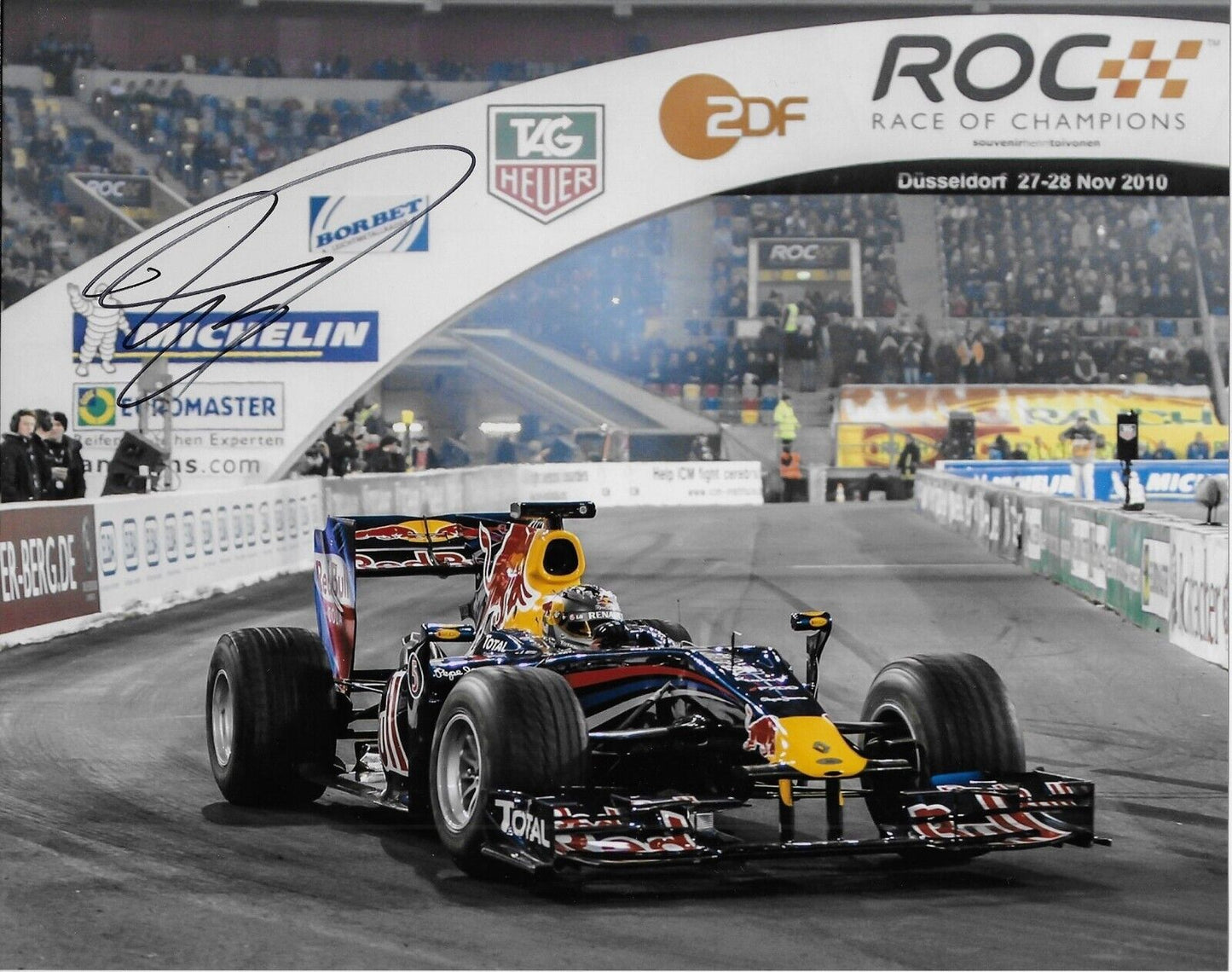 Autographed Formula 1 Red Bull Driver David Coulthard 8x10 Photo #6 Original
