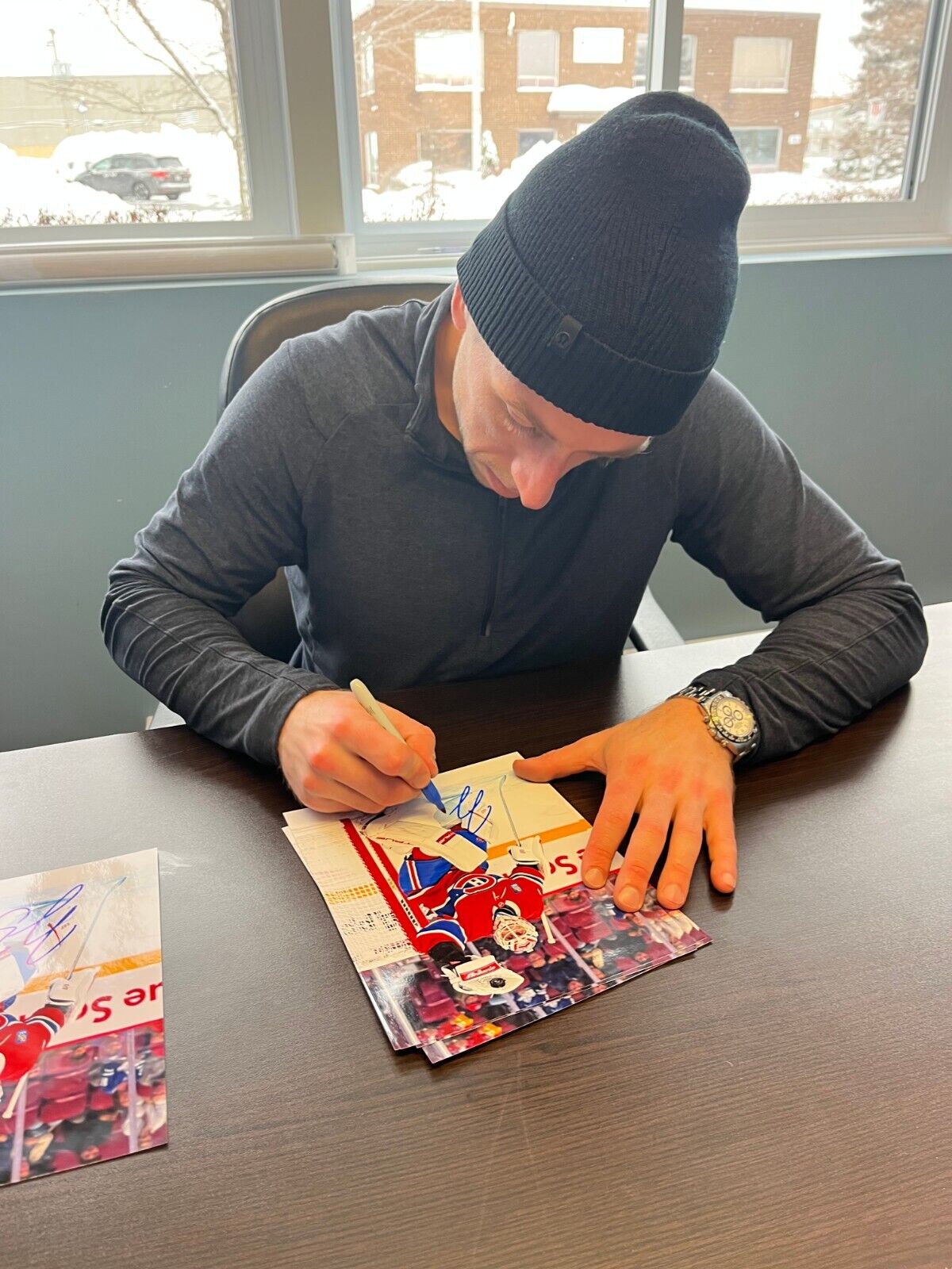 Photo 8x10 signée Arber Xhekaj par Jake Allen des Canadiens de Montréal, dédicace privée