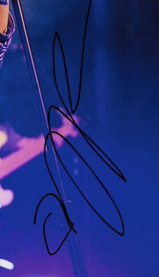 Autographed Singer Songwriter LP Laura Pergolizzi 8x10 Photo #6 Original