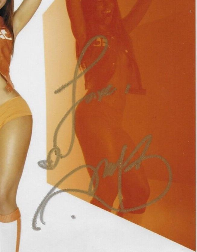 Photo originale autographiée de la chanteuse-compositrice Mya Harrison 8x10