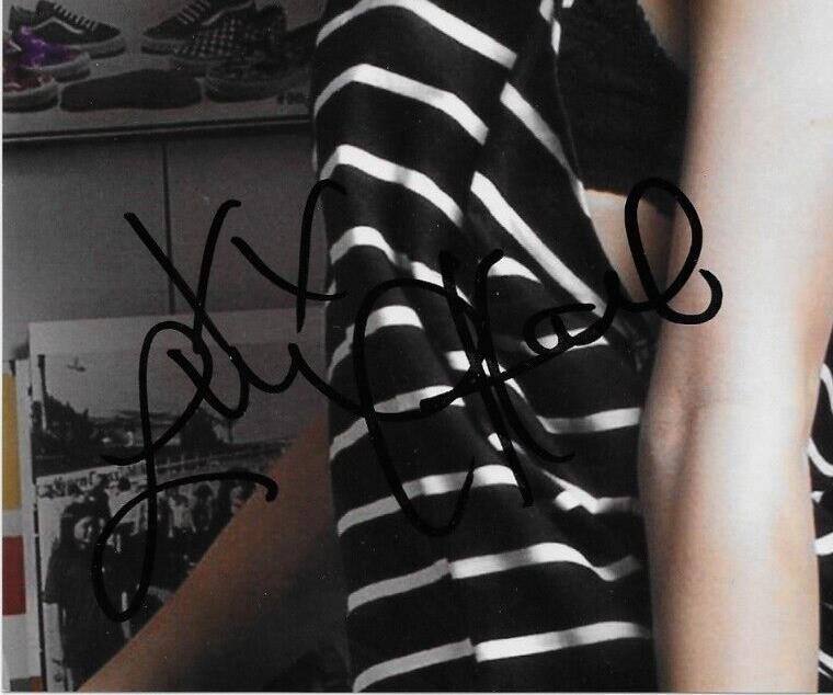 Autographed Lucy Hale Signed 8x10 Photo #2 Pretty Little Liars Original