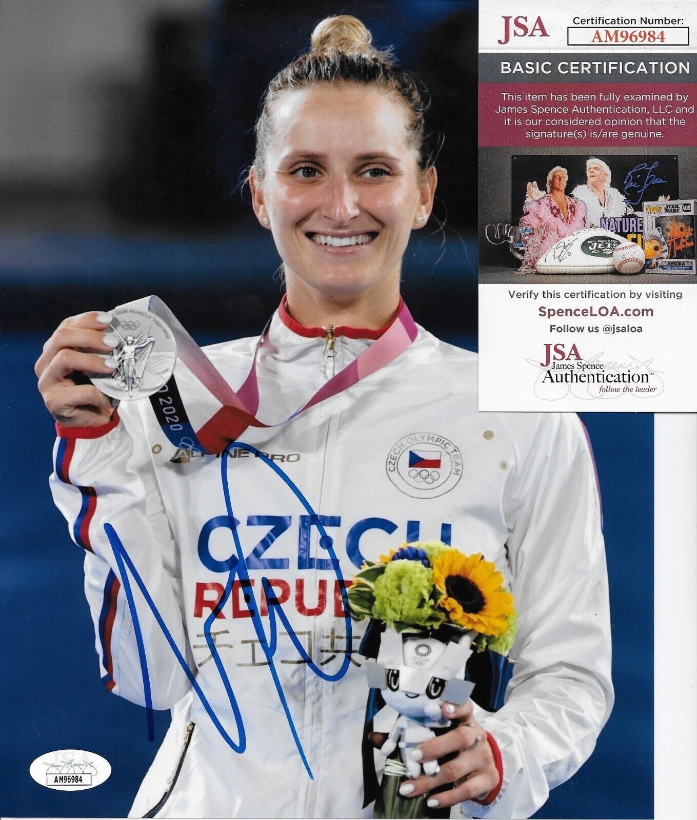Photo autographiée de Marketa Vondrousova, tennis aux Jeux olympiques de 2020, format 8x10, 6 photos originales avec JSA