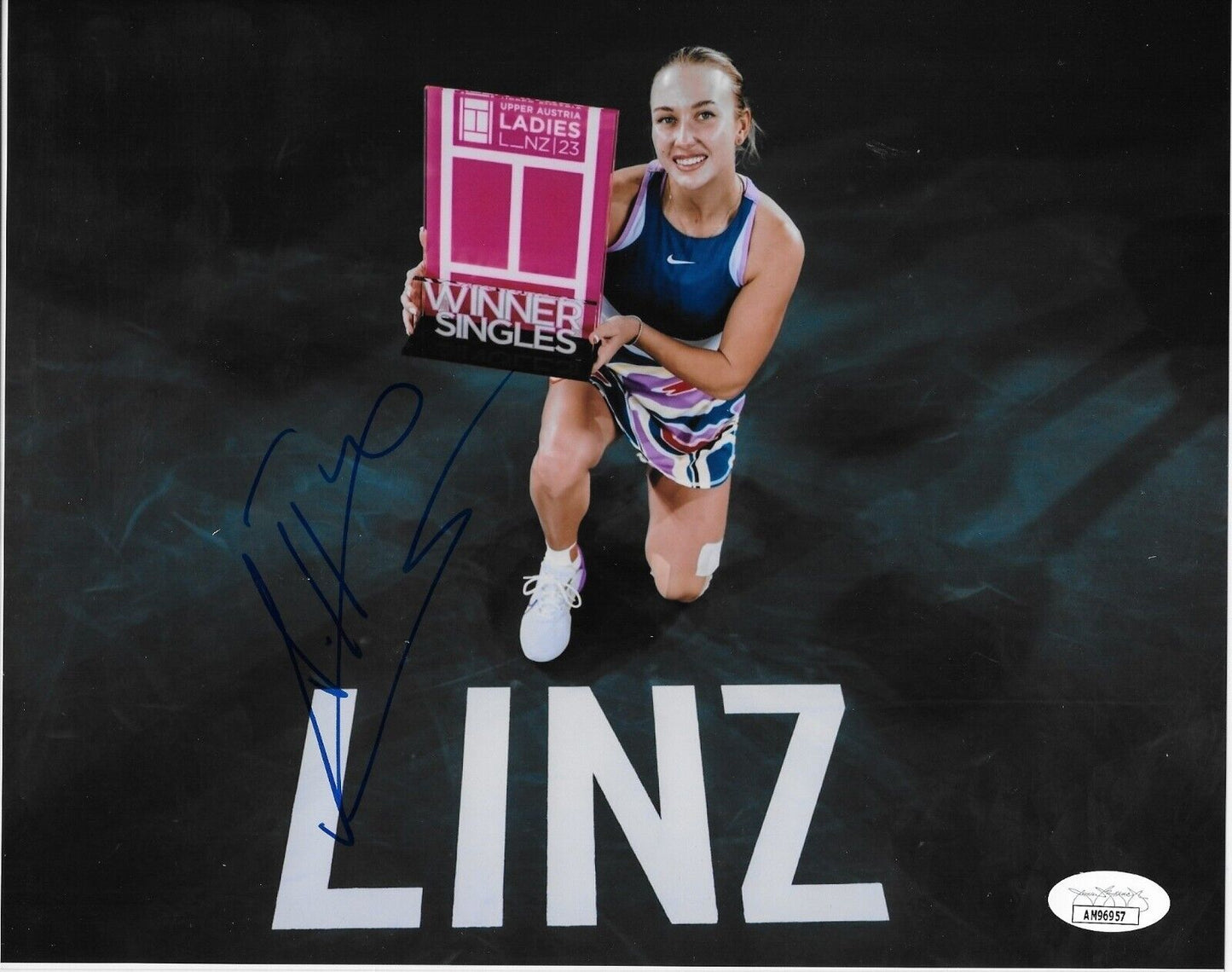 Photo autographiée de tennis 8x10 d'Anastasia Potapova 2 originale avec authentification JSA