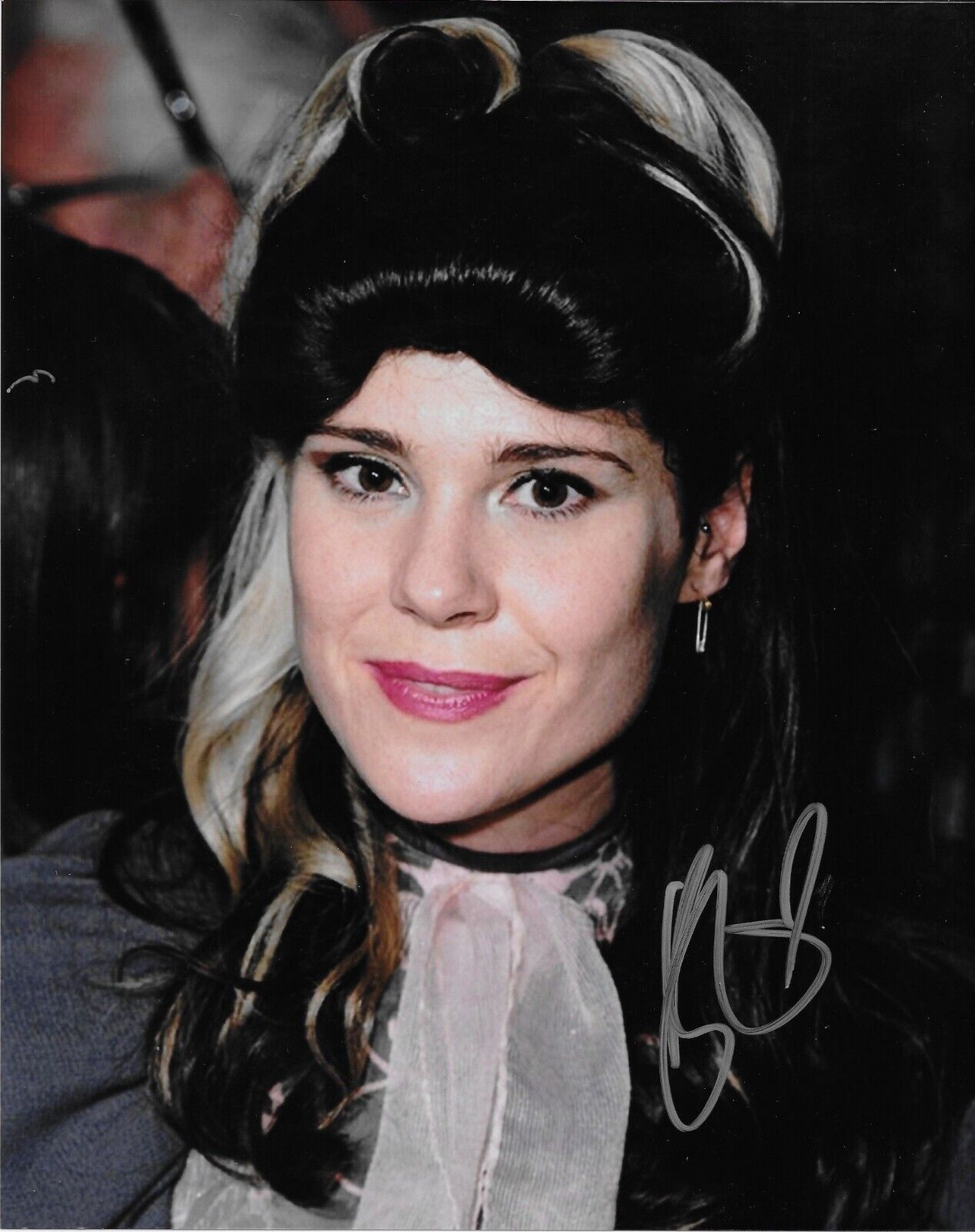 Autographed Singer Songwriter Actress Kate Nash Signed 8x10 Photo #4 Original