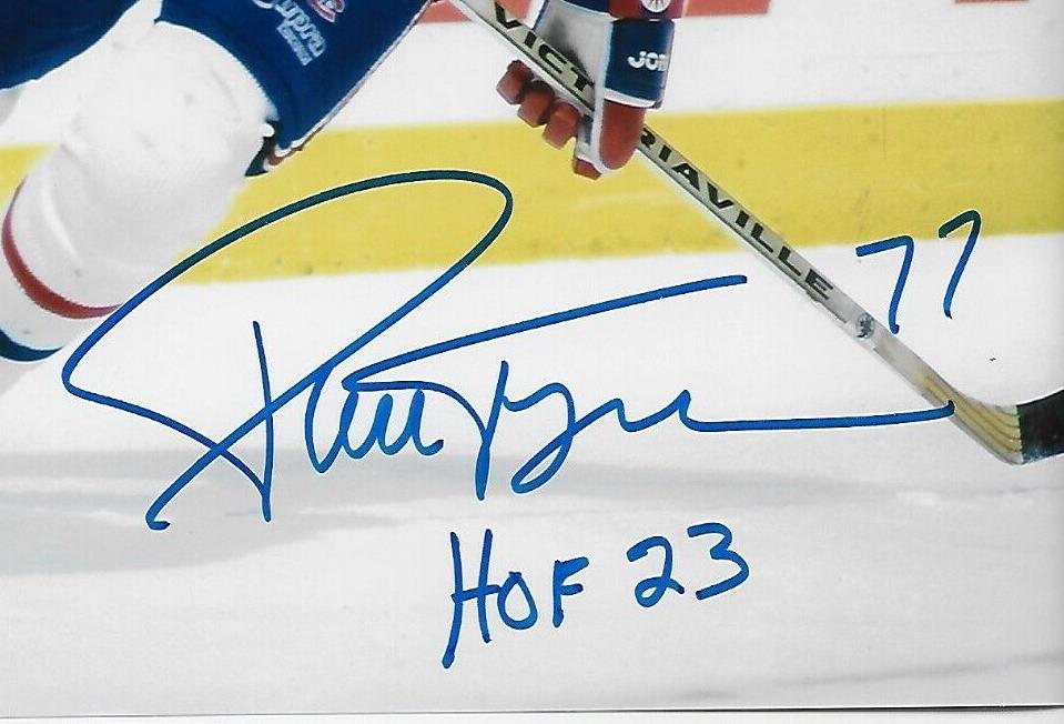 Photo 8x10 signée Pierre Turgeon Canadiens de Montréal #6 avec inscription HOF 23
