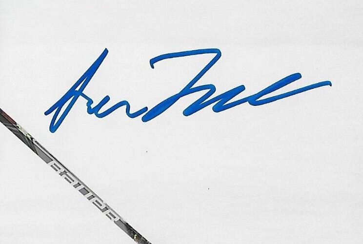 Signed Montreal Canadiens Sean Farrell Team USA 8x10 Photo #4 2020 Draft