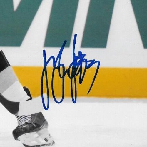 Signed Vladislav Gavrikov Los Angeles Kings Autographed 8x10 Photo #1 Original