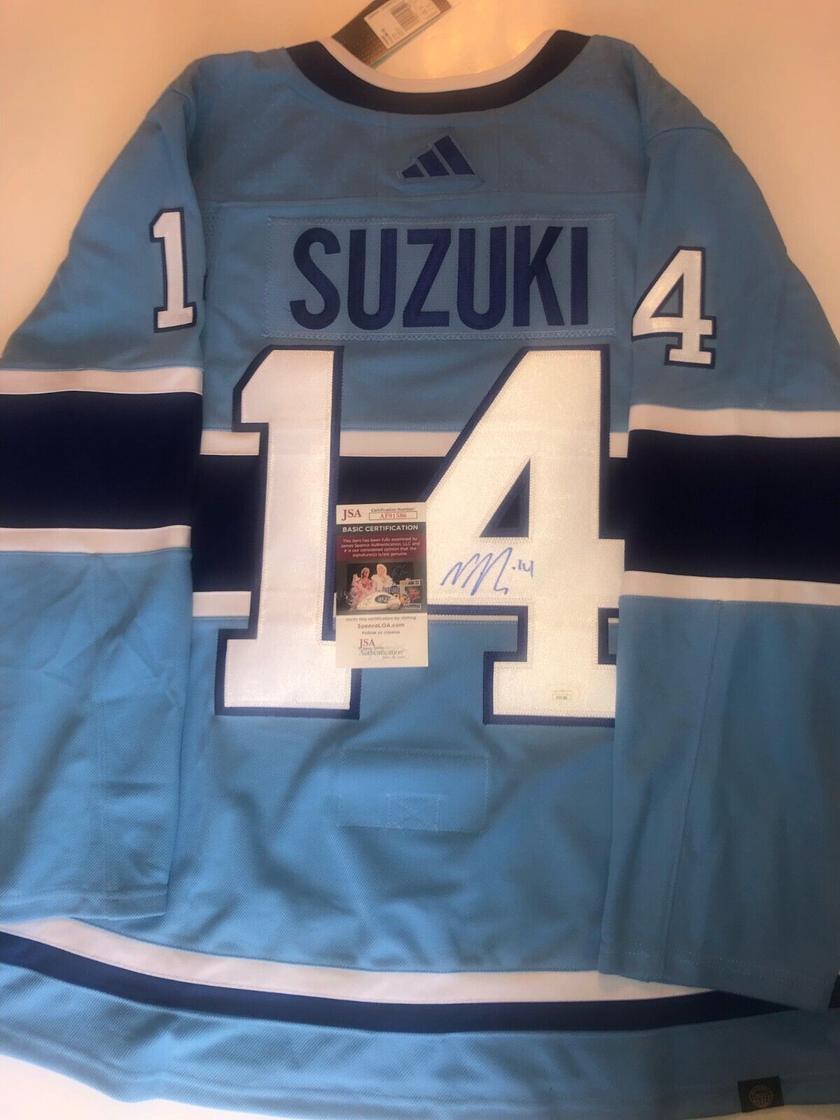 Maillot authentique dédicacé par Nick Suzuki des Canadiens de Montréal d'Adidas avec JSA