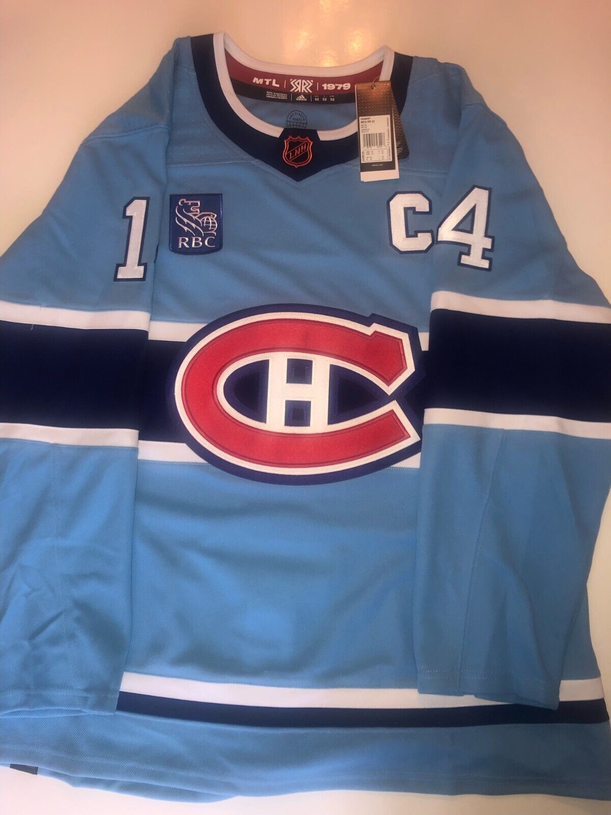 Maillot authentique dédicacé par Nick Suzuki des Canadiens de Montréal d'Adidas avec JSA