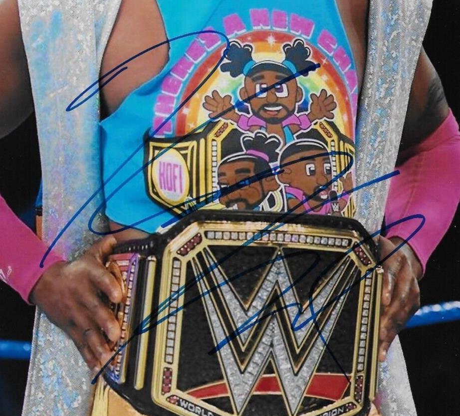 Photo originale autographiée de la WWE 8x10 signée par Kofi Kingston # 3