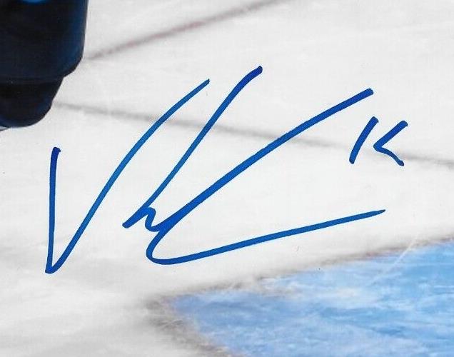 Photo autographiée 8x10 signée par Ville Heinola des Jets de Winnipeg #2