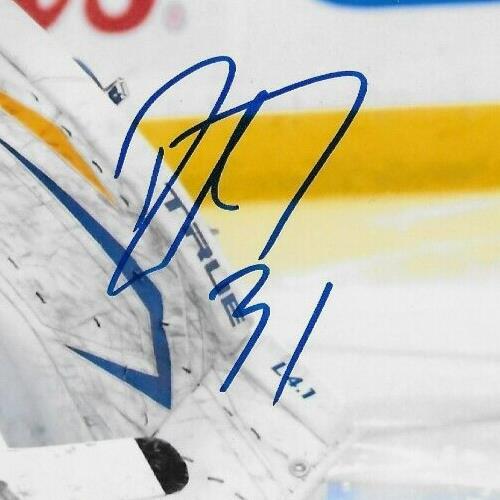 Photo 8x10 autographiée du gardien de but des Buffalo Sabres Dustin Tokarski n°1 originale