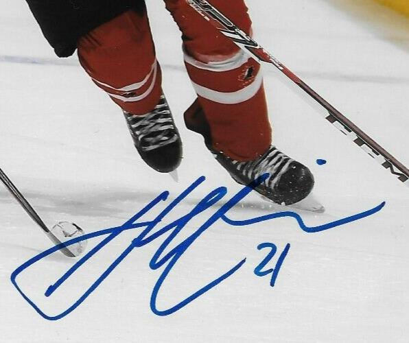 Signed Haley Irwin Team Canada Womens Hockey Autographed 8x10 Photo #5 Original