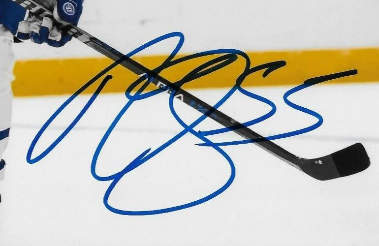 Photo autographiée 8x10 de Mark Giordano des Maple Leafs de Toronto #2 originale