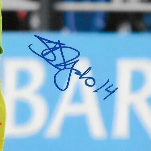 Photo originale signée Sabrina D'Angelo de l'équipe canadienne de soccer féminin 8x10 #2