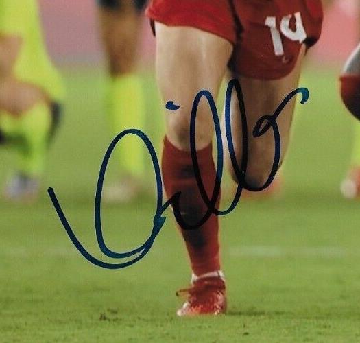Signed Vanessa Gilles Team Canada Soccer Gold 2020 Tokyo Olympics 8x10 Photo #2