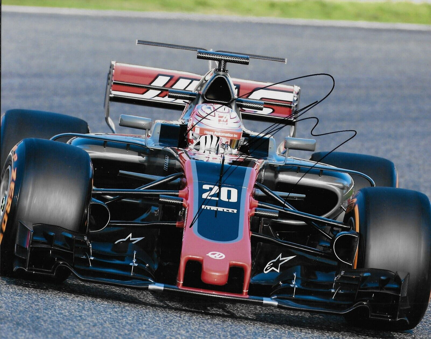 Photo 8x10 signée Kevin Magnussen Formule 1 Haas Racing #8 2018 Original