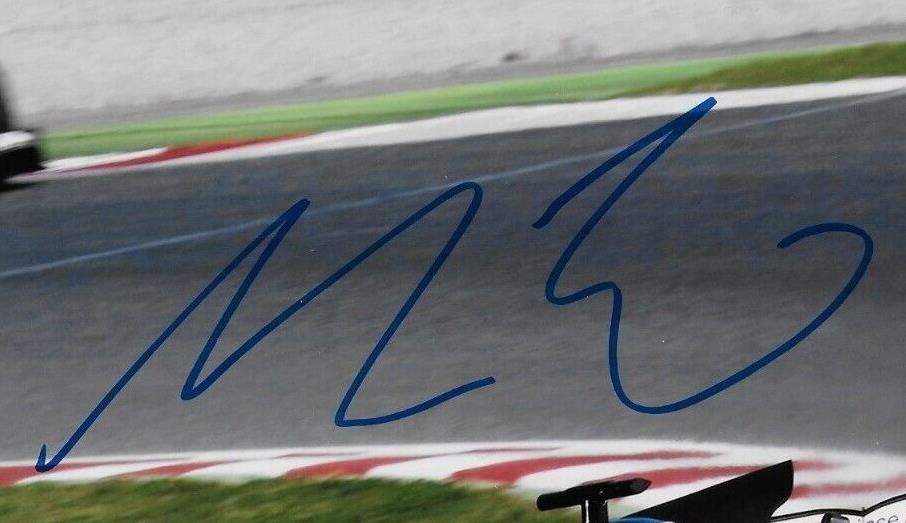 Signed Marcus Ericsson Formula 1 Sauber Racing Driver 8x10 Photo #5 Original