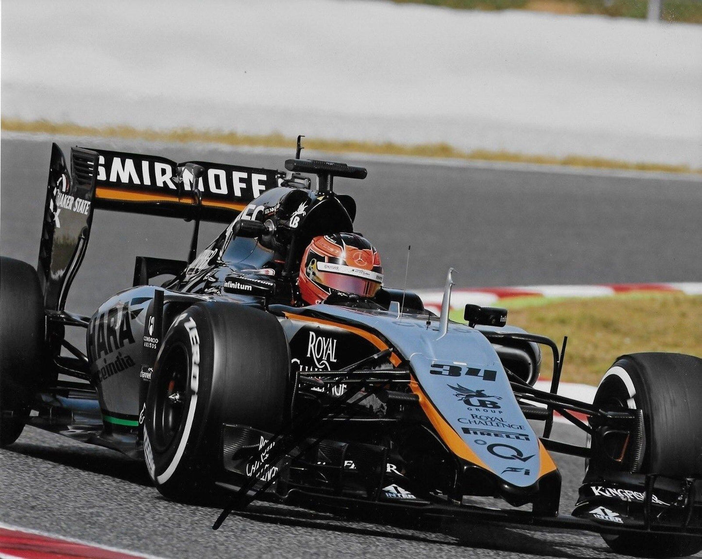 Photo 8x10 signée Esteban Ocon Formule 1 Force India Racing #3 2018 Original