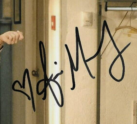Signed Annie Murphy Alexis Rose Schitt's Creek Autographed 8x10 Photo 2 Original