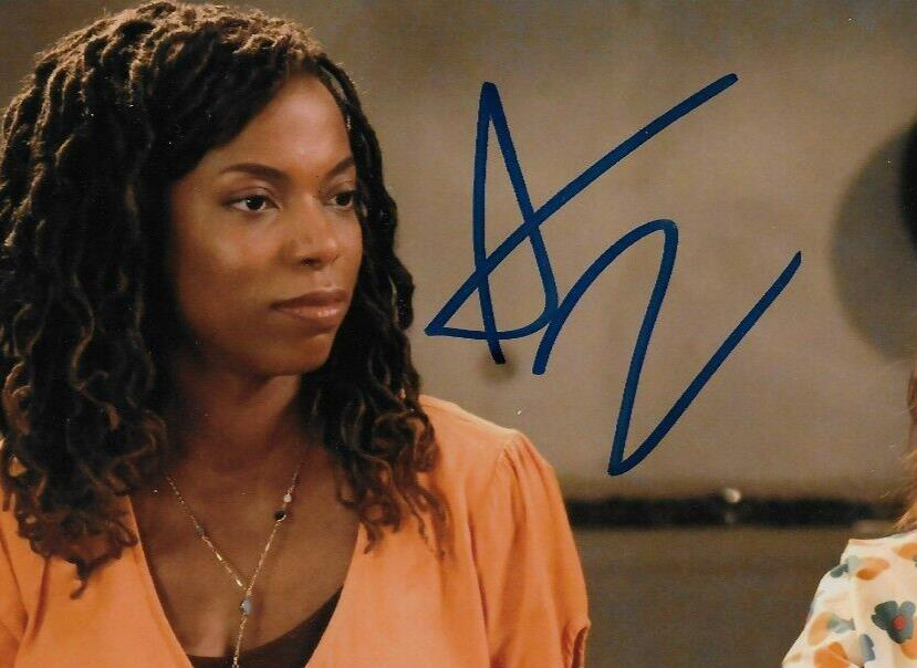 Signed Sasheer Zamata Autographed Home Economics 8x10 Photo #4 Original