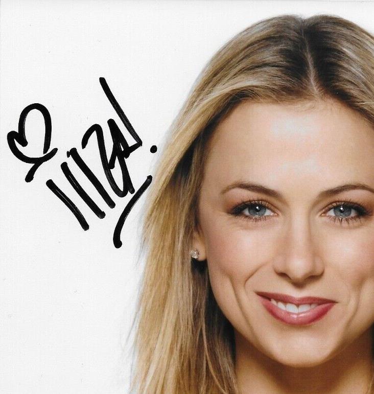 Signed Iliza Shlesinger Last Comic Standing Autographed 8x10 Photo #11 Original