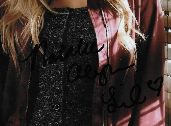 Signed Natalie Alyn Lind Autographed 8x10 Photo #4 Original JSA Authentication