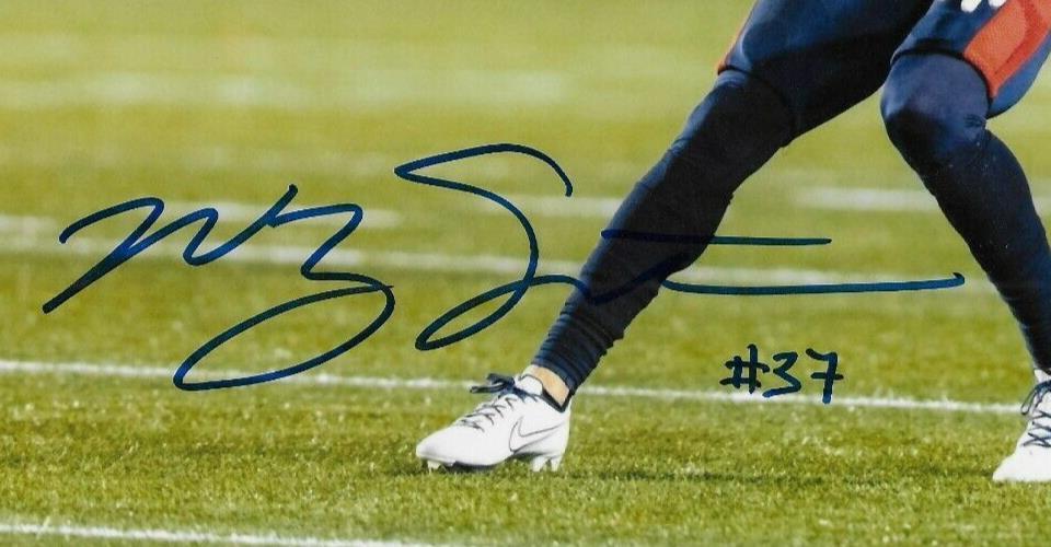 Photo autographiée 8x10 des Alouettes de Montréal signée Wesley Sutton #2