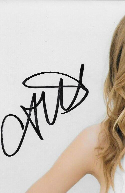 Signed Camila Morrone Actress Model Autographed 8x10 Photo #1 Original