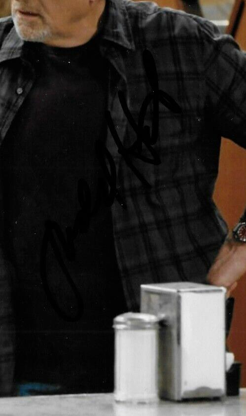 Photo autographiée 8x10 de Judd Hirsch Superior Donuts #2 originale