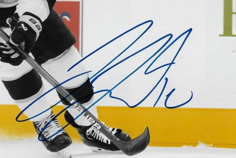 Photo autographiée 8x10 signée Tanner Jeannot des Los Angeles Kings #1